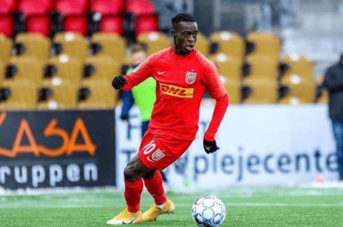 阿贾克斯最新爆料,转会动态与球队未来展望 第2张 阿贾克斯最新爆料,转会动态与球队未来展望 第2张